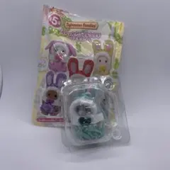 カラフルウサギコスチューム　グリーン　わたウサギの赤ちゃん