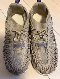 Item thumbnail for item b5b360e9-f923-4268-96a3-7b70ee546714