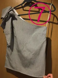 バナナ・リパブリック 新品ワンショルダートップス