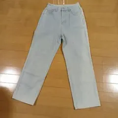 ライトブルー ストレートデニムパンツ　レディースM