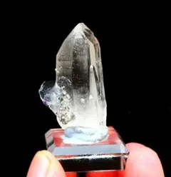 珍しいフローライトと水晶の結晶 21.4g 44mm 鉱物標本