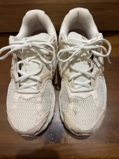 NIKE スニーカー ホワイト ピンクベージュ 25cm