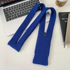 手作青いリブ編みクロスボディストラップ