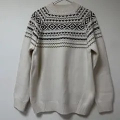 ホワイト ニット