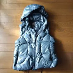 セオリー　フード付きダウンベスト