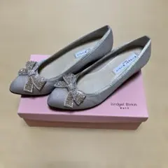 Bridget Birkin ☆ ベージュリボンパンプス 24.0cmのサムネイル