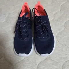 SKECHERS　(美品です)