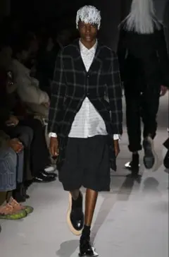 COMME des GARÇONS HOMME PLUS 24FW 燕尾シャツのサムネイル