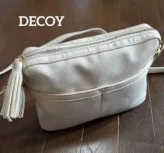 ◇DECOY◇タッセル付きショルダーバッグ◇アイボリー◇