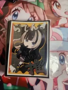 白詰草　ホロライブ　スリーブ　プレイマット　らでん Amazon.co.jp: 白詰草 スタンダードサイズ カードスリーブ 『ホロ 儒烏