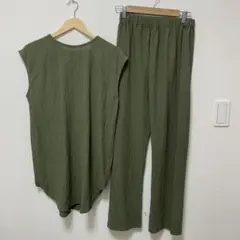新品未使用品LOWRYSFARMセットアップ　オリーブFREEポリエステル