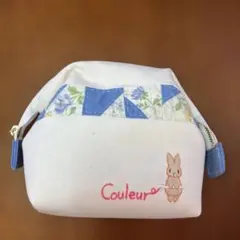 ハンドメイド　パッチワークポーチ　花柄×ブルー　うさぎ