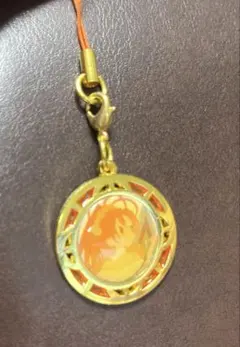 まどかマギカ　叛逆の物語　劇場限定　メタルチャーム　杏子　ミュシャ風