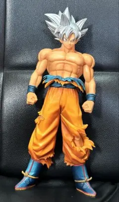 ドラゴンボール 孫悟空 リペイント フィギュア 身勝手の極意