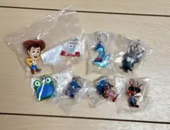 ガチャめじるしアクセサリー　ズートピア2 •トイストーリー　ディズニーセット