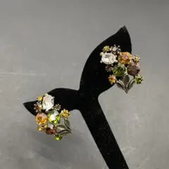 ヴィンテージ風 花モチーフ イヤリング