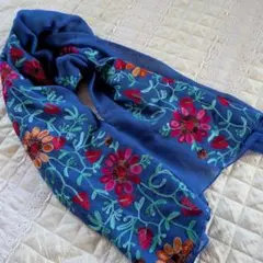 花柄刺繍 大判ストール 青 90✕170