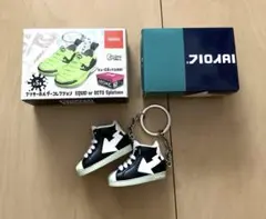 スプラトゥーン◇クツキーホルダーコレクション　デカロニックブラック