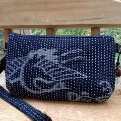 古布　ショルダーバッグ　ハンドメイド　藍染木綿　絵絣　鶴
