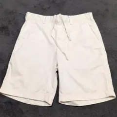 UNIQLO　ホワイト ショートパンツ バックポケット付き