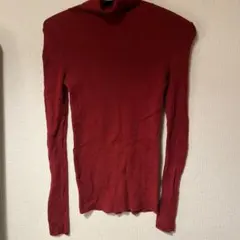 リブ編みタートルネック長袖ニット（レッド）　ユニクロ