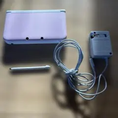 ニンテンドー3DS LL ホワイト　ピンク 本体