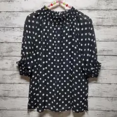 Rag Out　ホワイトドット柄五分袖ハイネックブラウス　黒地　裏付