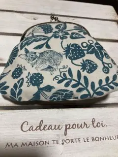 ミ*ク様 ウサギとオオカミのがま口財布