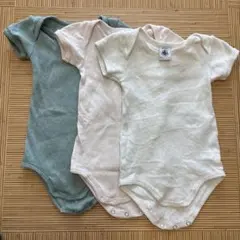プチバトー　半袖ボディスーツ　3枚セット