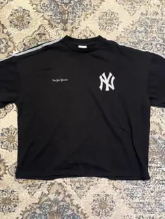 ニューヨーク・ヤンキース オーバーサイズTシャツ ブラック