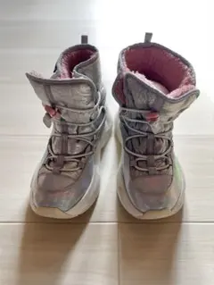 Item thumbnail for item 9e0c2170-7200-4efc-8ab3-7217d7586425