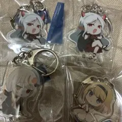 ツユ 連結 アクリルキーホルダー 4個