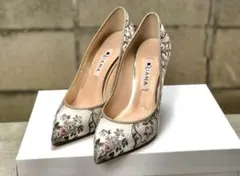 DIANA花柄刺繍 パンプス 高ヒール