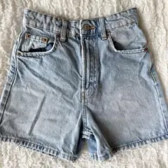 ZARA ライトブルー デニムショートパンツ EUR 32