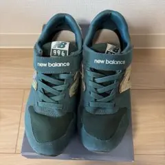 New Balance 996 キッズ スニーカー グリーン　22cm