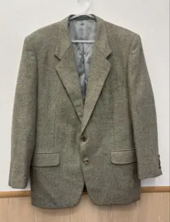 テーラードジャケット