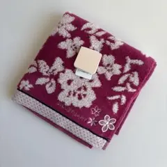 JILL STUART 花柄タオルハンカチ 紫色 約25cm