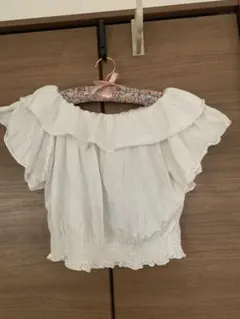 オフショルダートップス　Ｆ　　美品