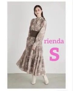 【新品未使用タグ付き】リエンダ　ワンピース　花柄