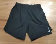 NIKE ナイキ ハーフパンツ メンズS ブラック ショートパンツ ランニング