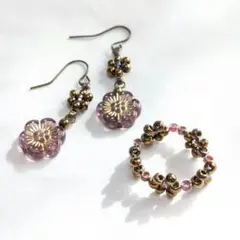 Item thumbnail for item c24dbbc0-389d-4e69-8a65-f43c1fe56d78