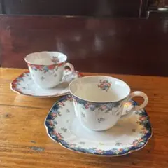 花柄カップとソーサーセット（2個）