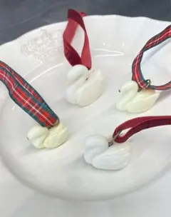 【即日発送】白鳥 スワンチャーム クリスマスオーナメント ４点 まとめ売り