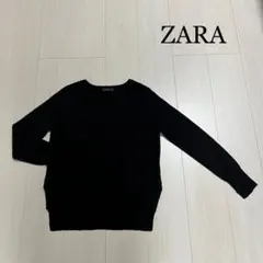 黒セーターサイドスリット