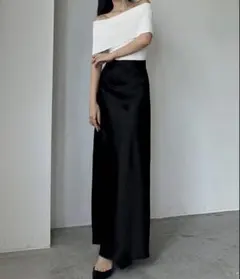 Louere ハイウエストサテンバイヤスナロースカート　ブラック