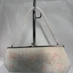 アイボリー ビーズ刺繍 クラッチバッグ