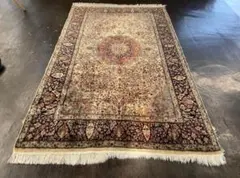 約246㎝×138㎝　高級手織り　本物　ペルシャ絨毯　ウール100％