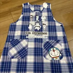 ドラえもん　新品　保育士　エプロン