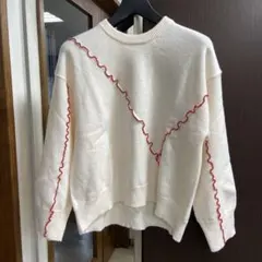 フリルデザインセーター　フリーサイズ　新品