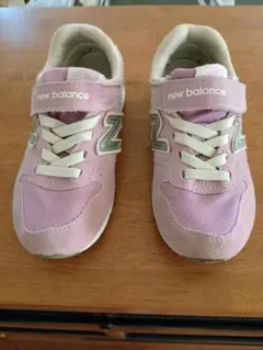 new balance パープル スニーカー　18センチ